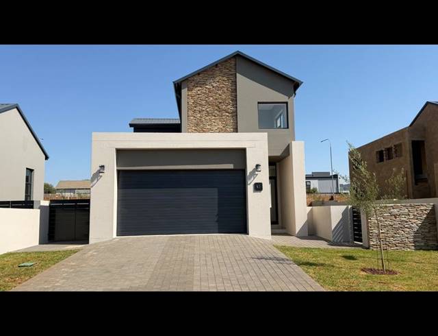 4 BEDROOM HOUSE FOR SALE IN FOUNTAINBROOK ESTATE